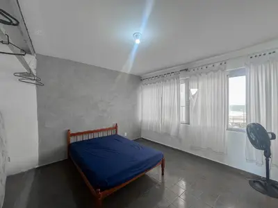 Apartamento - Alto com 3 quartos (sendo 0 suite(s)) a 0,00 metros praia.