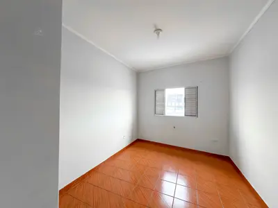 Apartamento - Alto com 3 quartos (sendo 1 suite(s)) a 300,00 metros praia.