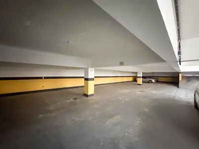 Apartamento - Alto com 3 quartos (sendo 1 suite(s)) a 300,00 metros praia.