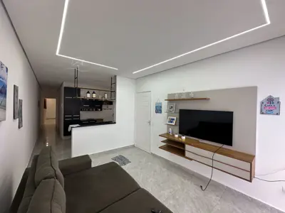 Casa - Térrea com 2 quartos (sendo 1 suite(s)) a 2000,00 metros praia.