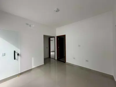 Casa - Térrea com 2 quartos (sendo 1 suite(s)) a 1200,00 metros praia.