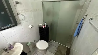 Casa - Sobrado com 3 quartos (sendo 1 suite(s)) a 700,00 metros praia.