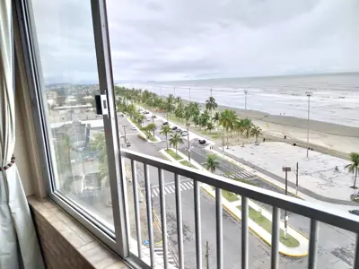 Apartamento - Alto com 1 quartos  a 10,00 metros praia.