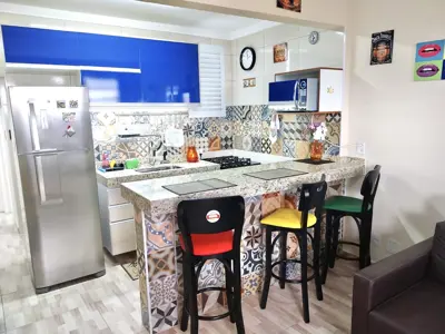 Apartamento - Alto com 1 quartos  a 10,00 metros praia.