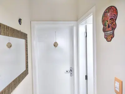 Apartamento - Alto com 1 quartos  a 10,00 metros praia.