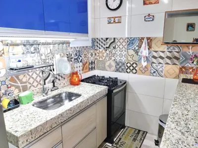 Apartamento - Alto com 1 quartos  a 10,00 metros praia.