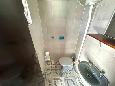 Casa - Térrea com 2 quartos (sendo 1 suite(s)) a 800,00 metros praia.