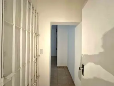 Casa - Térrea com 3 quartos (sendo 2 suite(s)) a 600,00 metros praia.