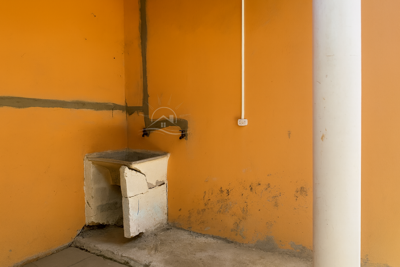 Casa - Térrea com 2 quartos (sendo 1 suite(s)) a 7000,00 metros praia.