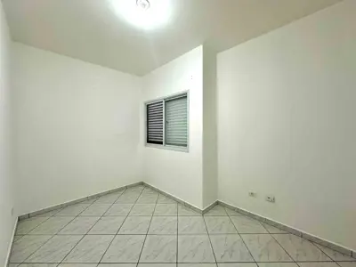 Casa - Térrea com 2 quartos (sendo 1 suite(s)) a 1600,00 metros praia.