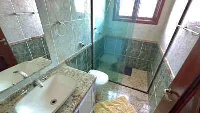 Casa - Térrea com 6 quartos (sendo 6 suite(s)) a 3000,00 metros praia.