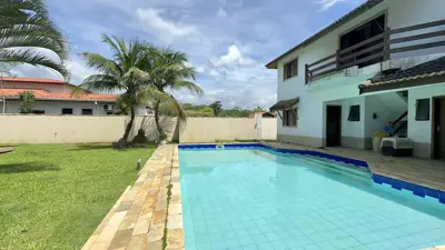 Casa - Térrea com 6 quartos (sendo 6 suite(s)) a 3000,00 metros praia.