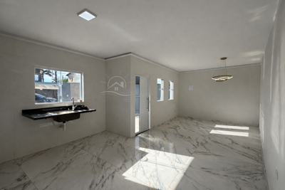 Casa - Térrea com piscina com 2 quartos (sendo 1 suite(s)) a 2000,00 metros praia.