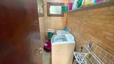 Sítio - Alto com  quartos  a 800,00 metros praia.