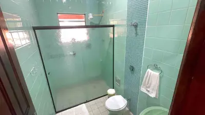 Sítio - Alto com  quartos  a 800,00 metros praia.