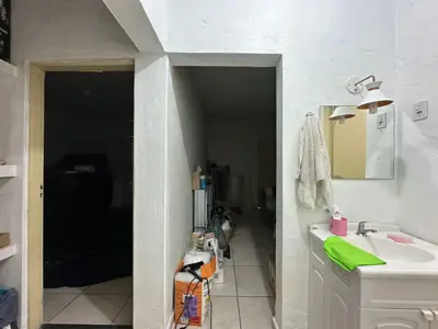 Sítio - Alto com  quartos  a 7000,00 metros praia.