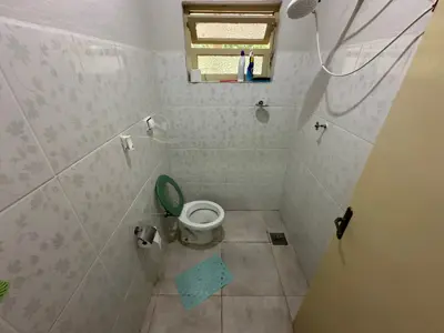 Sítio - Alto com  quartos  a 7000,00 metros praia.