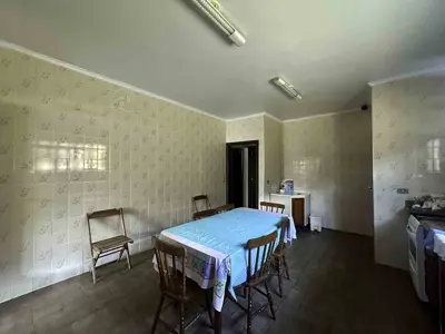 Casa - Térrea com 3 quartos (sendo 1 suite(s)) a 300,00 metros praia.