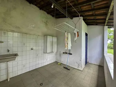 Chácara - Rural com  quartos  a 5000,00 metros praia.