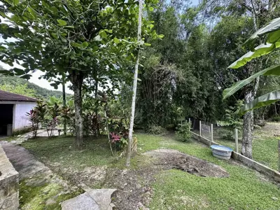 Chácara - Rural com  quartos  a 5000,00 metros praia.