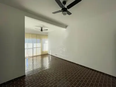 Apartamento - Amplo com 3 quartos (sendo 1 suite(s)) a 100,00 metros praia.