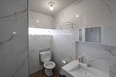 Apartamento - Alto com 2 quartos (sendo 0 suite(s)) a 40,00 metros praia.