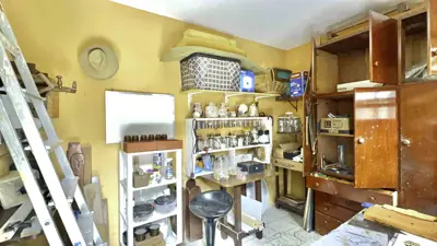 Casa - Térrea com 3 quartos (sendo 1 suite(s)) a 1200,00 metros praia.