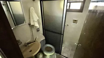 Casa - Térrea com 3 quartos (sendo 1 suite(s)) a 1200,00 metros praia.