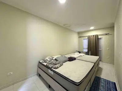 Apartamento - Duplex com 1 quartos (sendo 1 suite(s)) a 1100,00 metros praia.