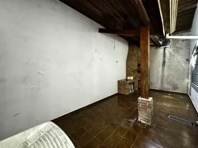 Casa - Térrea com 3 quartos (sendo 1 suite(s)) a 300,00 metros praia.