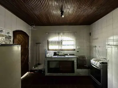 Casa - Térrea com 2 quartos (sendo 2 suite(s)) a 3000,00 metros praia.