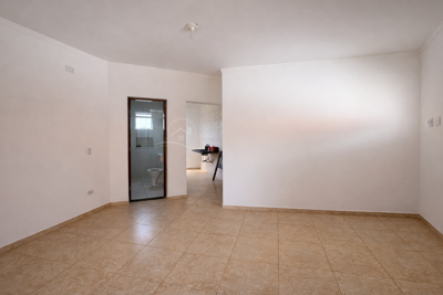 Apartamento - Kitnet com 1 quartos (sendo 1 suite(s)) a 400,00 metros praia.