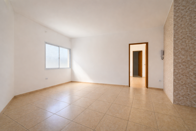 Apartamento - Kitnet com 1 quartos (sendo 1 suite(s)) a 400,00 metros praia.