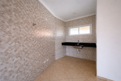 Apartamento - Kitnet com 1 quartos (sendo 1 suite(s)) a 400,00 metros praia.
