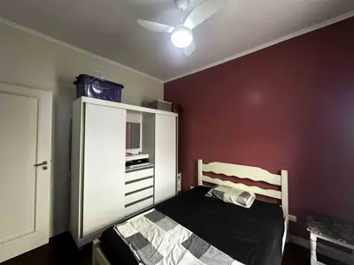 Casa - Sobrado com 3 quartos (sendo 3 suite(s)) a 200,00 metros praia.