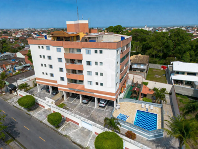 Apartamento - Duplex com 3 quartos (sendo 2 suite(s)) a 1000,00 metros praia.