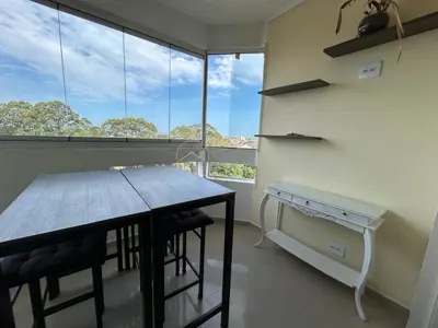 Apartamento - Duplex com 3 quartos (sendo 2 suite(s)) a 1000,00 metros praia.