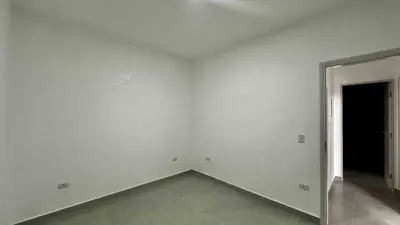 Casa - Térrea com 3 quartos (sendo 1 suite(s)) a 850,00 metros praia.