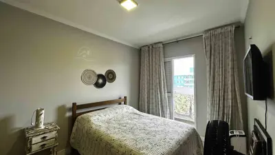 Apartamento - Alto com 3 quartos (sendo 2 suite(s)) a 700,00 metros praia.