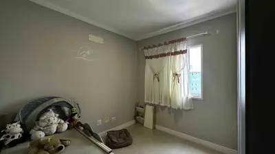 Apartamento - Alto com 3 quartos (sendo 2 suite(s)) a 700,00 metros praia.