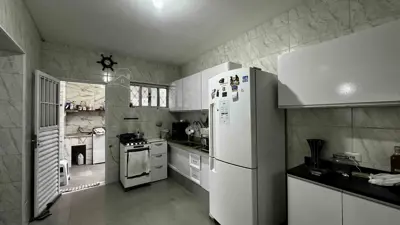 Casa - Térrea com 2 quartos (sendo 2 suite(s)) a 1000,00 metros praia.