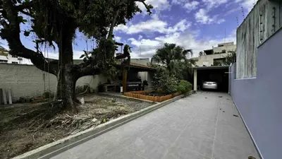 Casa - Térrea com 2 quartos (sendo 2 suite(s)) a 1000,00 metros praia.