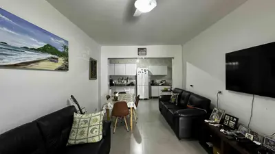 Casa - Térrea com 2 quartos (sendo 2 suite(s)) a 1000,00 metros praia.