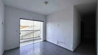 Apartamento - Alto com 2 quartos (sendo 1 suite(s)) a 500,00 metros praia.