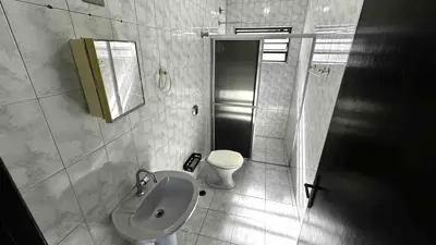 Apartamento - Alto com 2 quartos (sendo 1 suite(s)) a 500,00 metros praia.