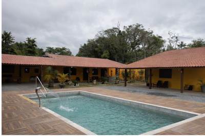 Chácara - Rural com  quartos  a 3000,00 metros praia.