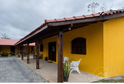 Chácara - Rural com  quartos  a 3000,00 metros praia.