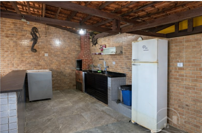 Chácara - Rural com  quartos  a 3000,00 metros praia.