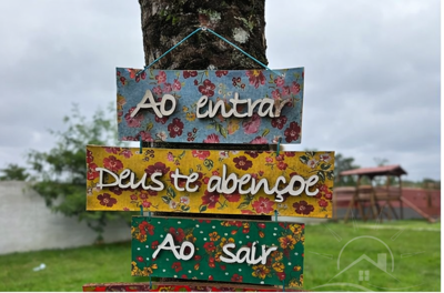 Chácara - Rural com  quartos  a 3000,00 metros praia.