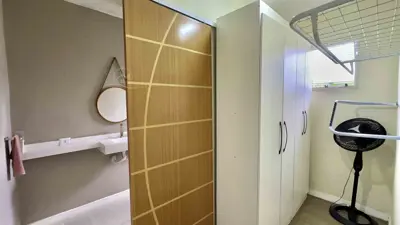 Casa - Térrea com piscina com 4 quartos (sendo 4 suite(s)) a 3000,00 metros praia.